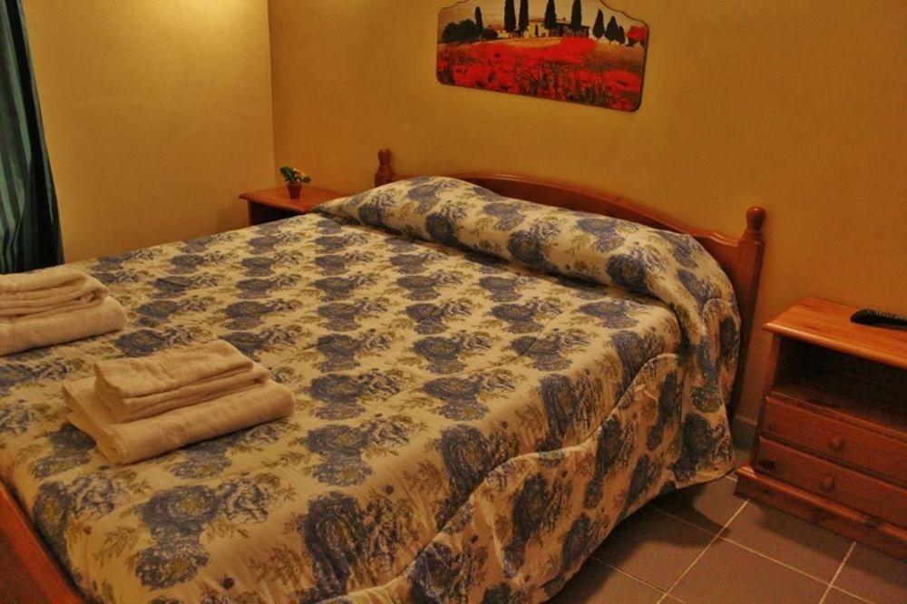 Agriturismo Marcosimone Marco Simone Ngoại thất bức ảnh